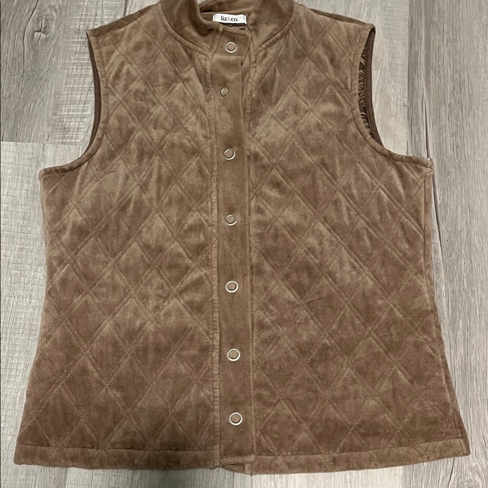Tan Quilted Vest - Medium